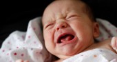 neonato piange sempre